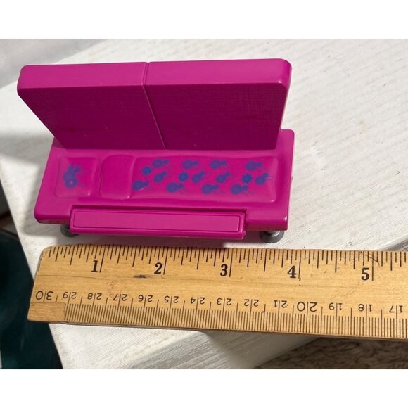 Origin Products Tanning Bed Miniature Pink Dollhouse With Flower Print 4 x 2.25" - Picture 4 of 6